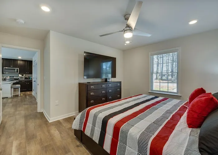 Best Hotels in Montross VA