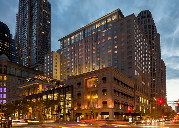 Best Chicago Hotels with Pool for Unrivaled Relaxation