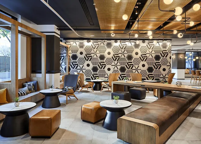 Best Accommodations Near San Francisco's City Hall