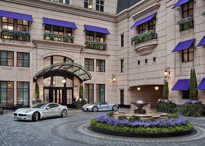 Best Tall Hotels for Chicago Skyline Views